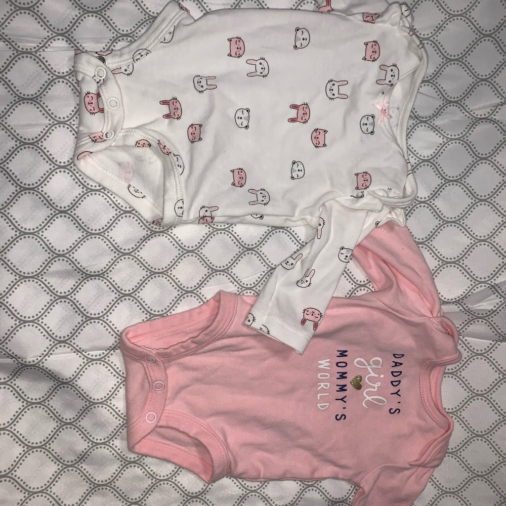 Baby bodysuits